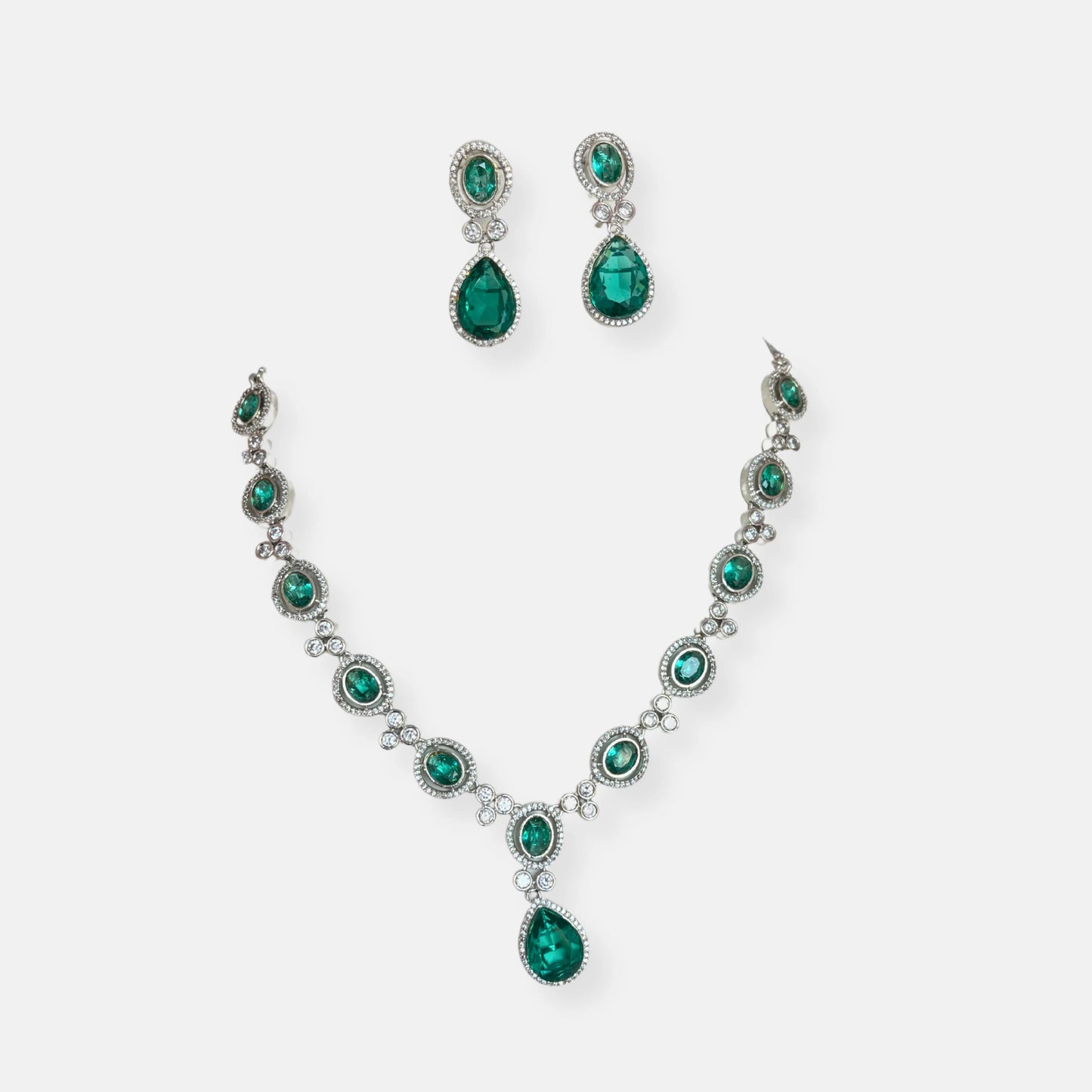 Jewelit Tear Drop Kundan Cubic Zirconia Necklace Set