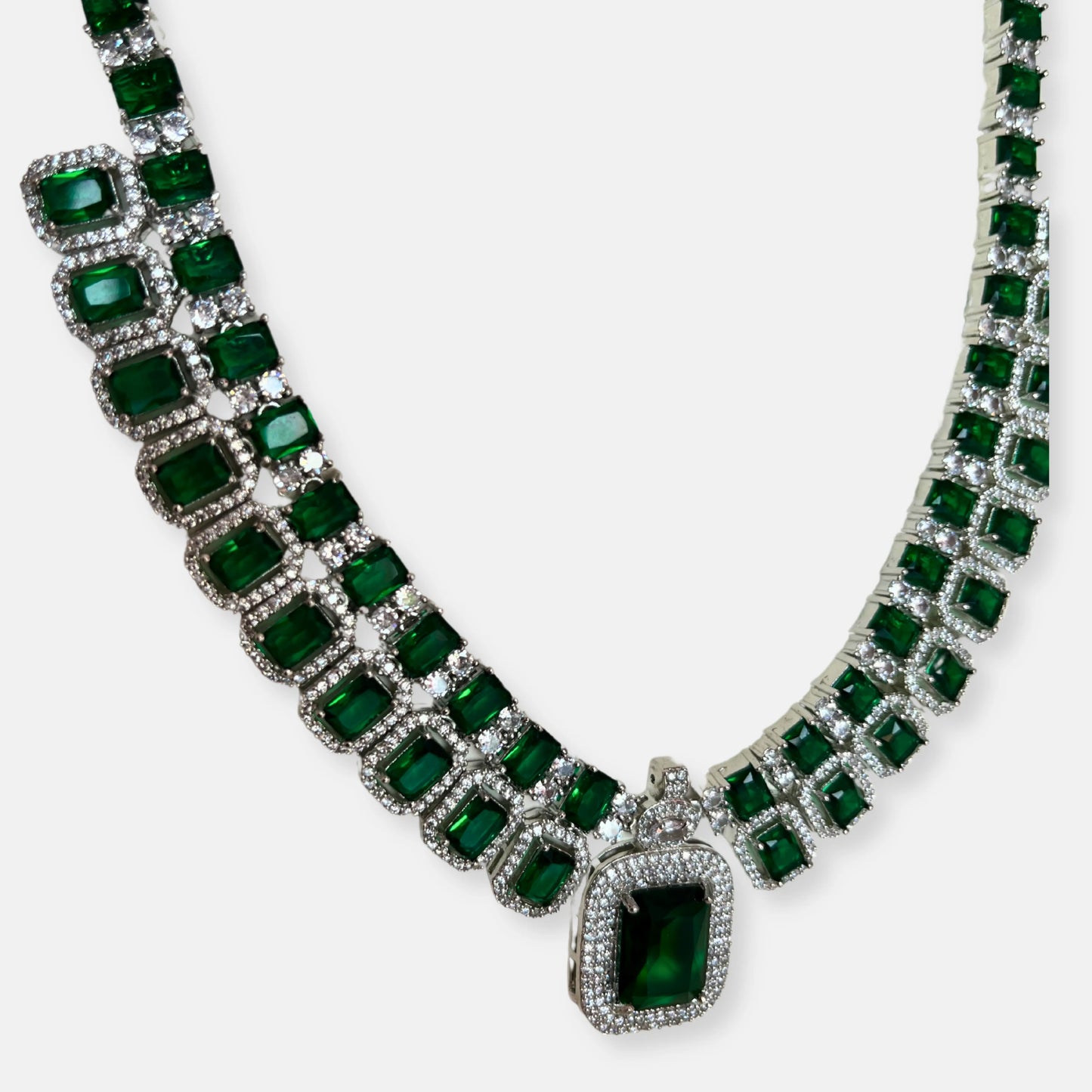 Emerald Long Necklace set - Jewelit