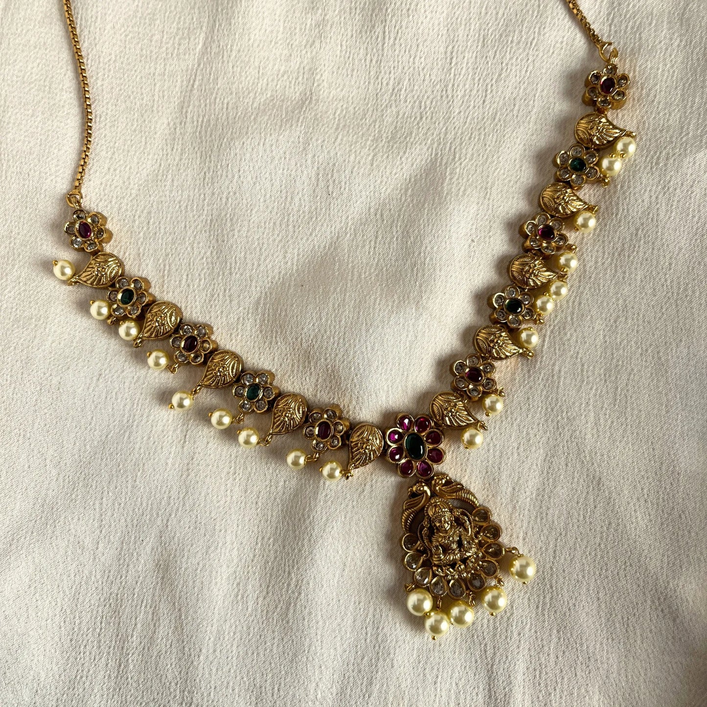 Gold Plated Temple Necklace Set With Earrings 10017