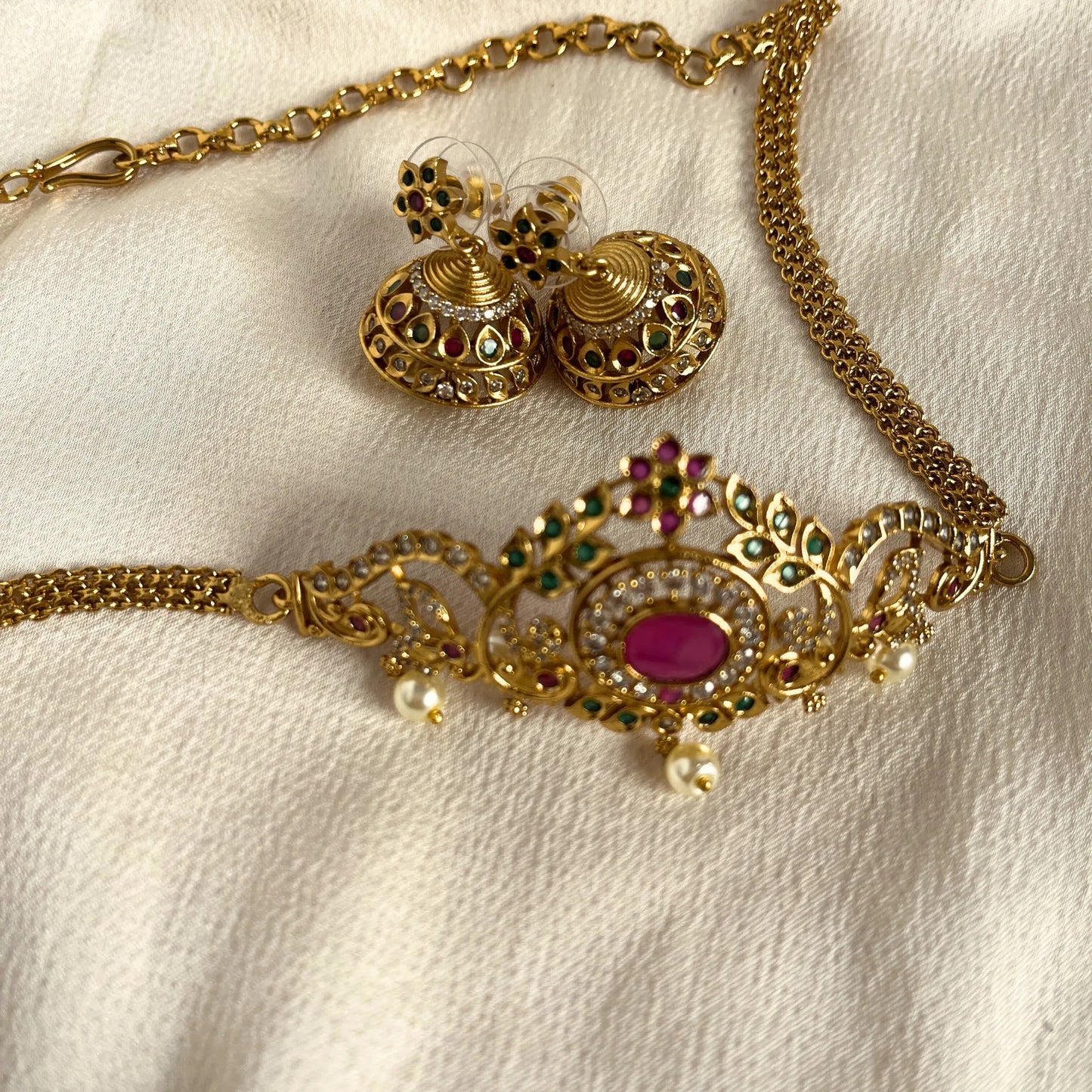Gold Plated Temple Choker Necklace Set 10006