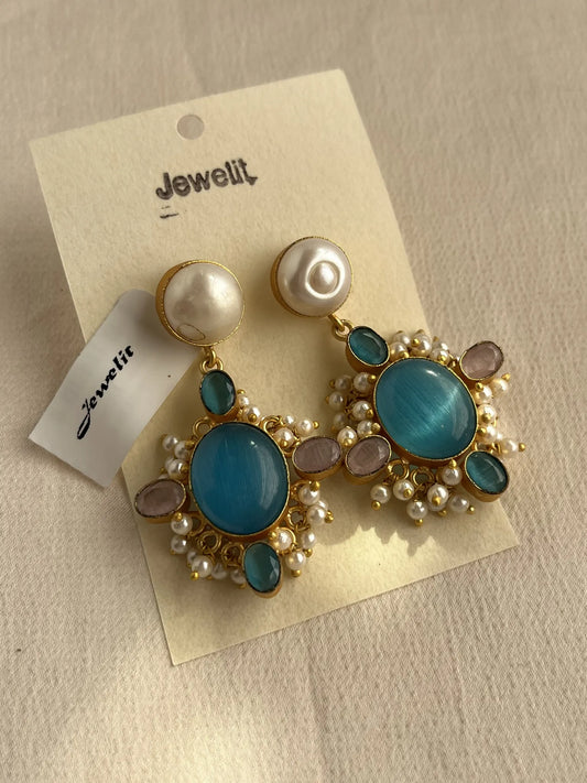 Gold Spirited 18K Plated Contemporary Earrings  10063