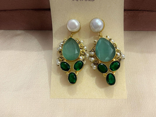 Gold Spirited 18K Plated Contemporary Earrings  10005
