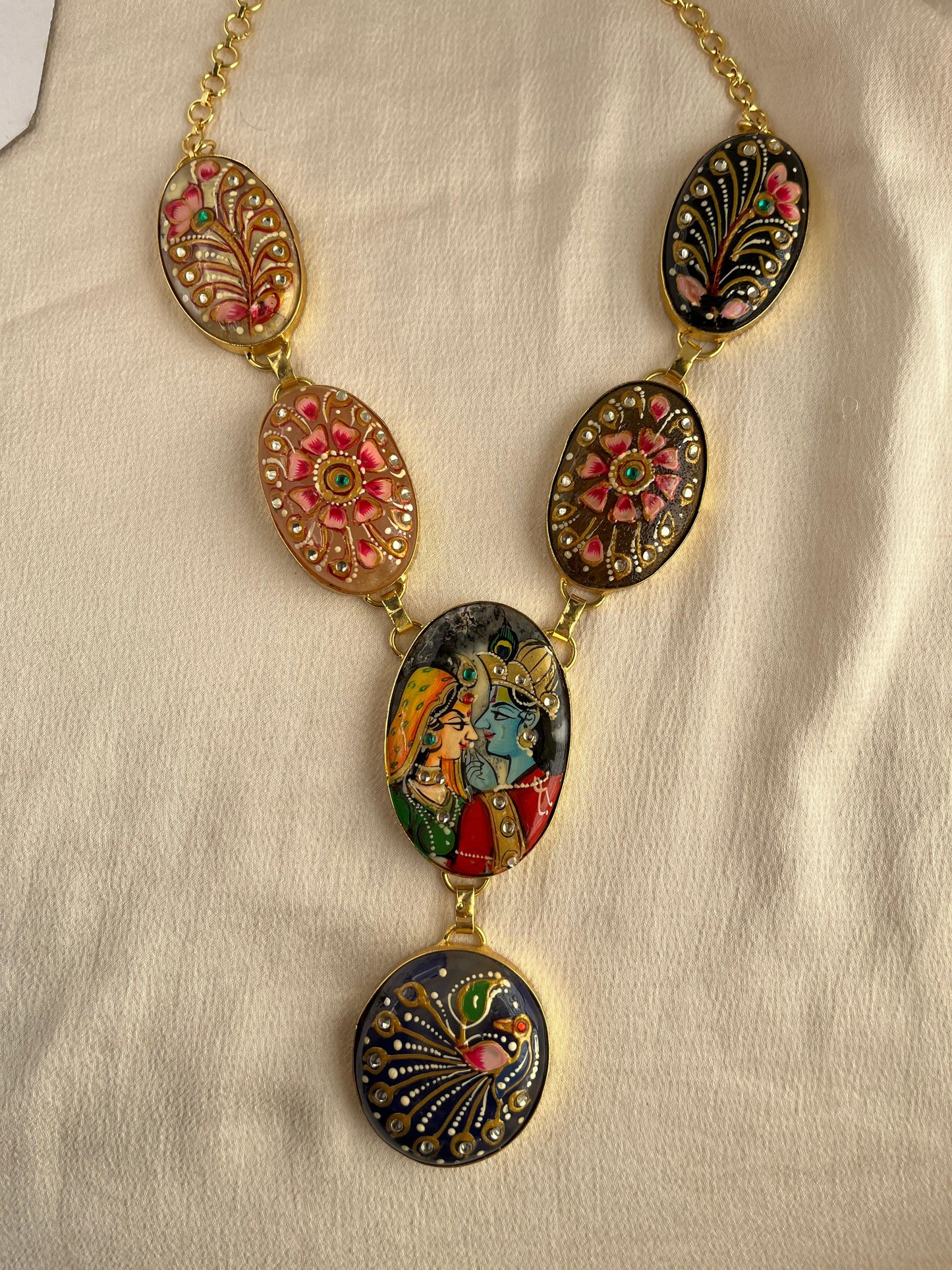 Gold Spirited 18K Plated Contemporary Necklace Set 10003 - Jewelit