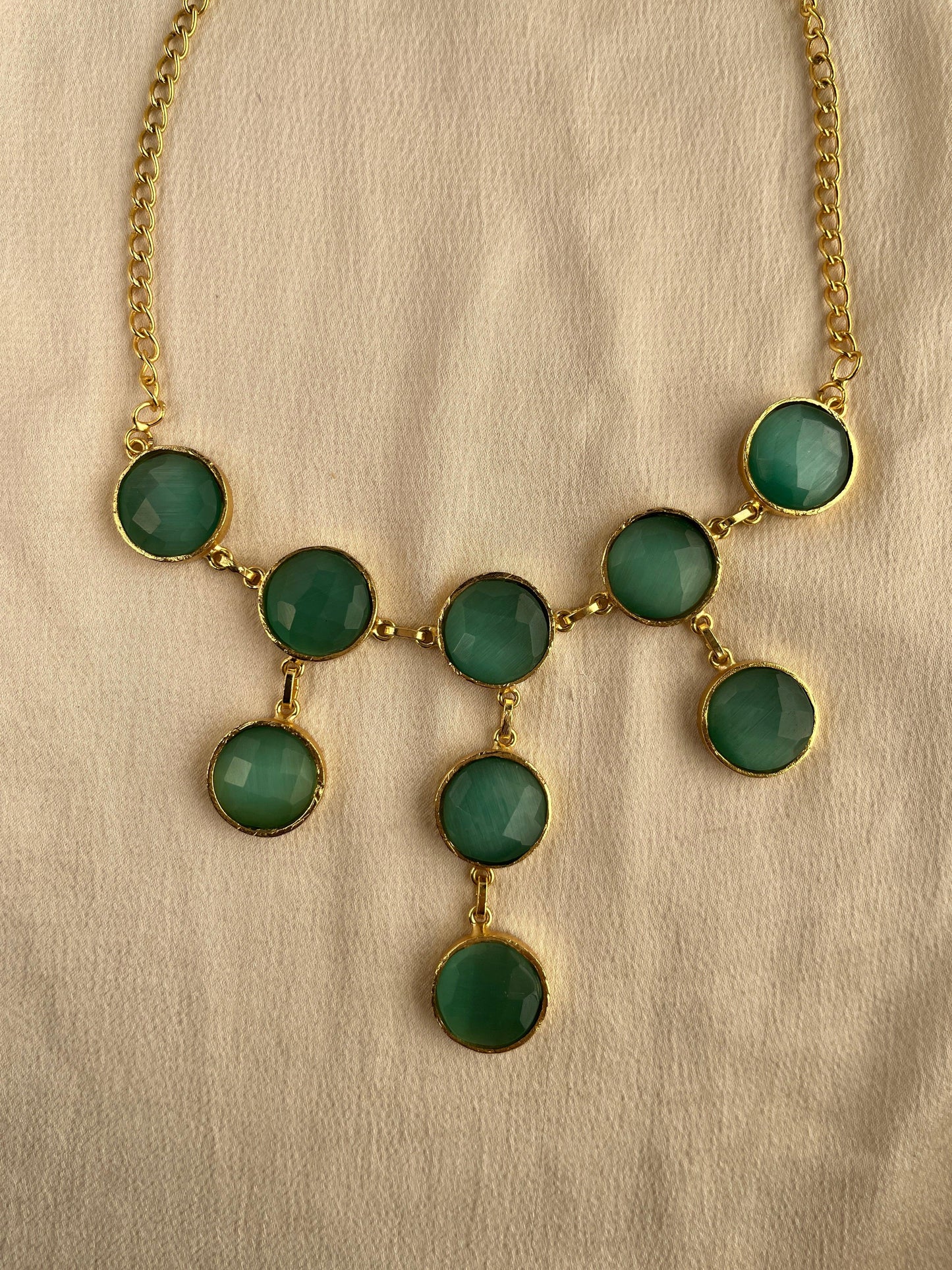 Gold Spirited 18K Plated Contemporary Necklace Set 10002 - Jewelit