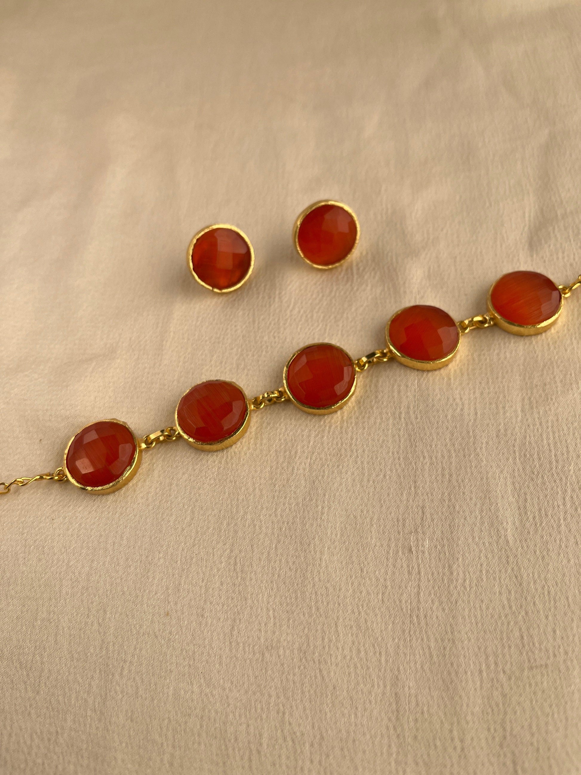 Gold Spirited 18K Plated Contemporary Necklace Set 10004 - Jewelit
