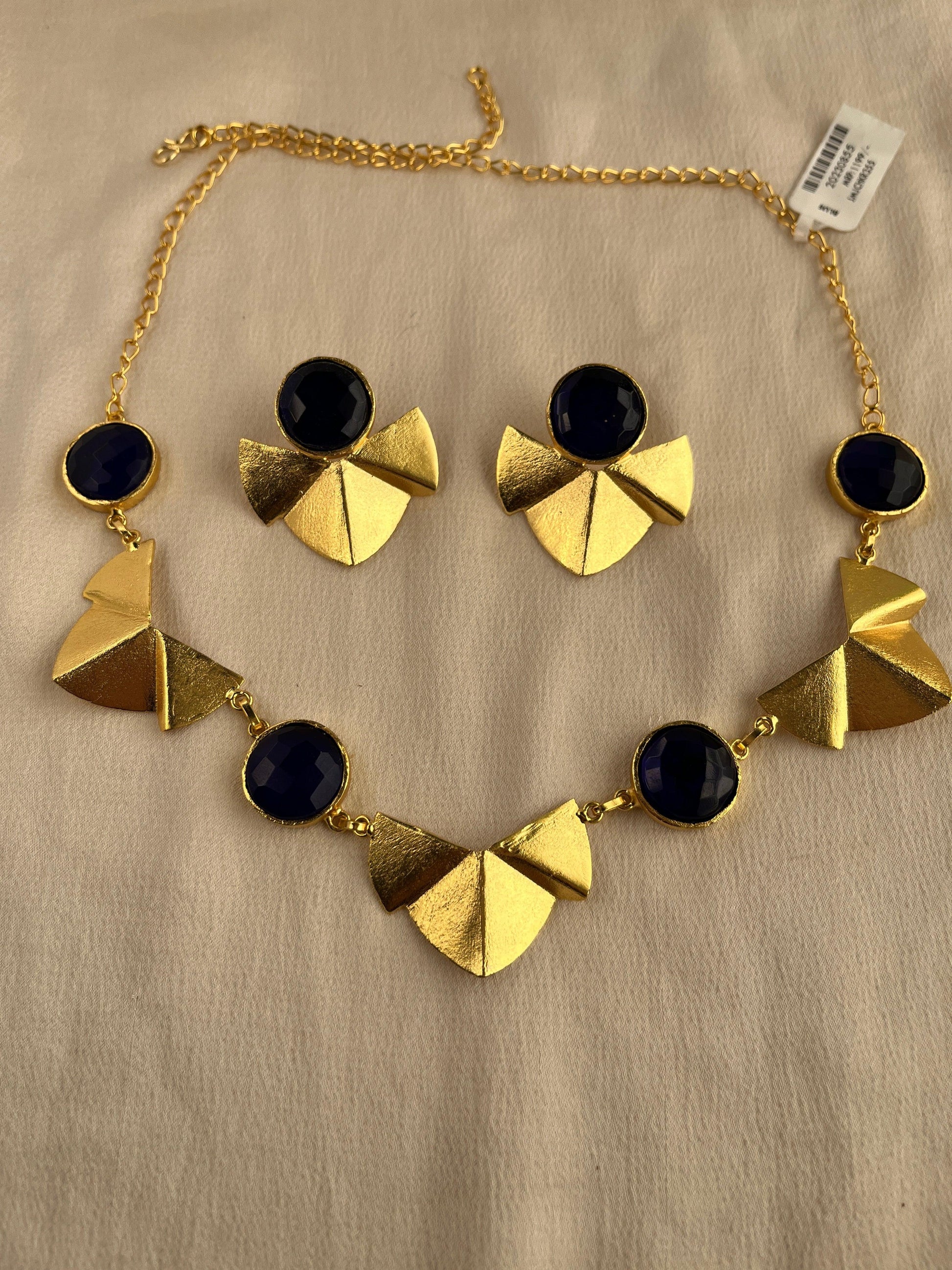 Gold Spirited 18K Plated Contemporary Necklace Set 10005 - Jewelit