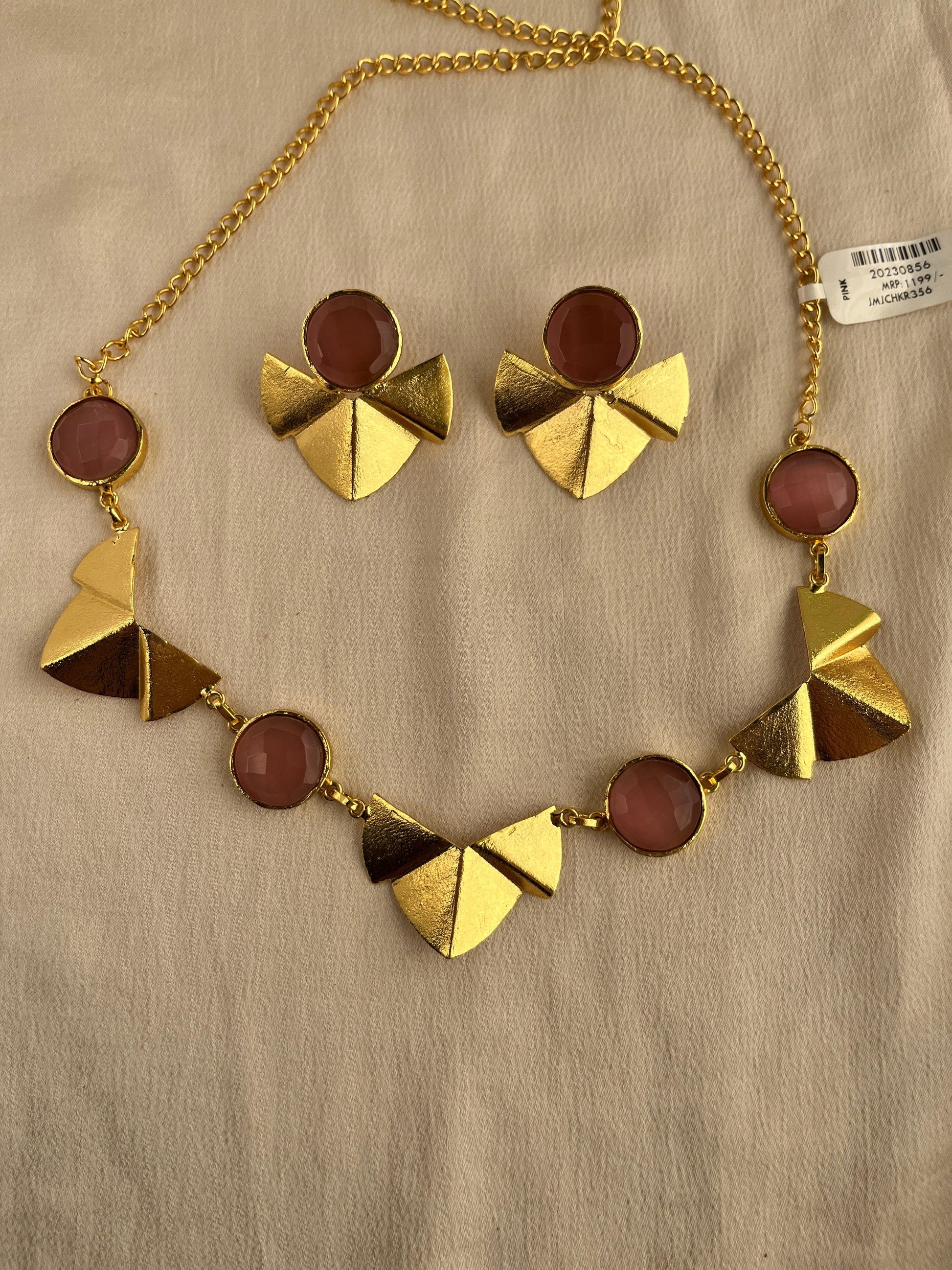 Gold Spirited 18K Plated Contemporary Necklace Set 10005 - Jewelit