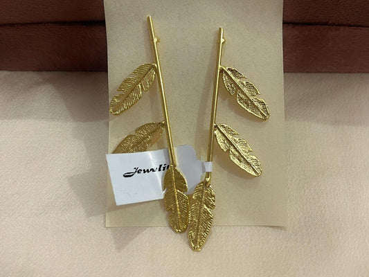 Gold Spirited 18K Plated Contemporary Earrings  10016