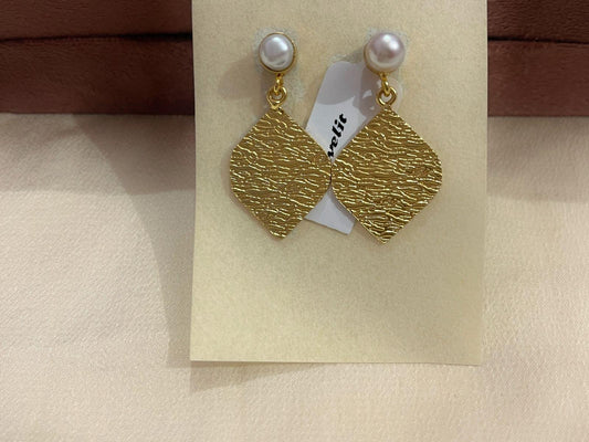 Gold Spirited 18K Plated Contemporary Earrings  10017