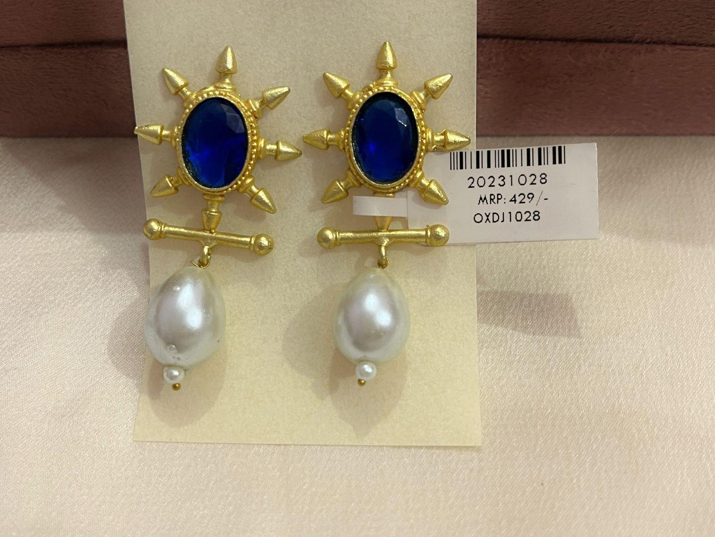 Gold Spirited 18K Plated Contemporary Earrings  10053