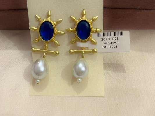 Gold Spirited 18K Plated Contemporary Earrings  10053