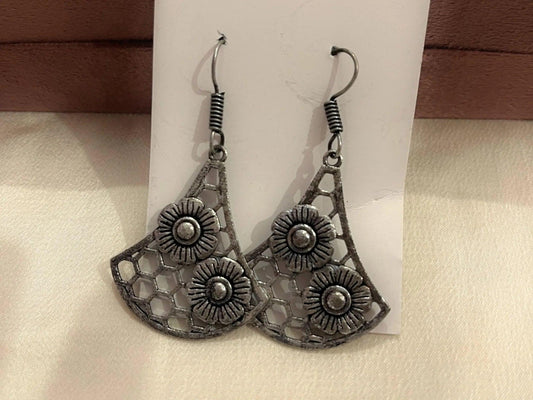 Oxidized Earring 10082